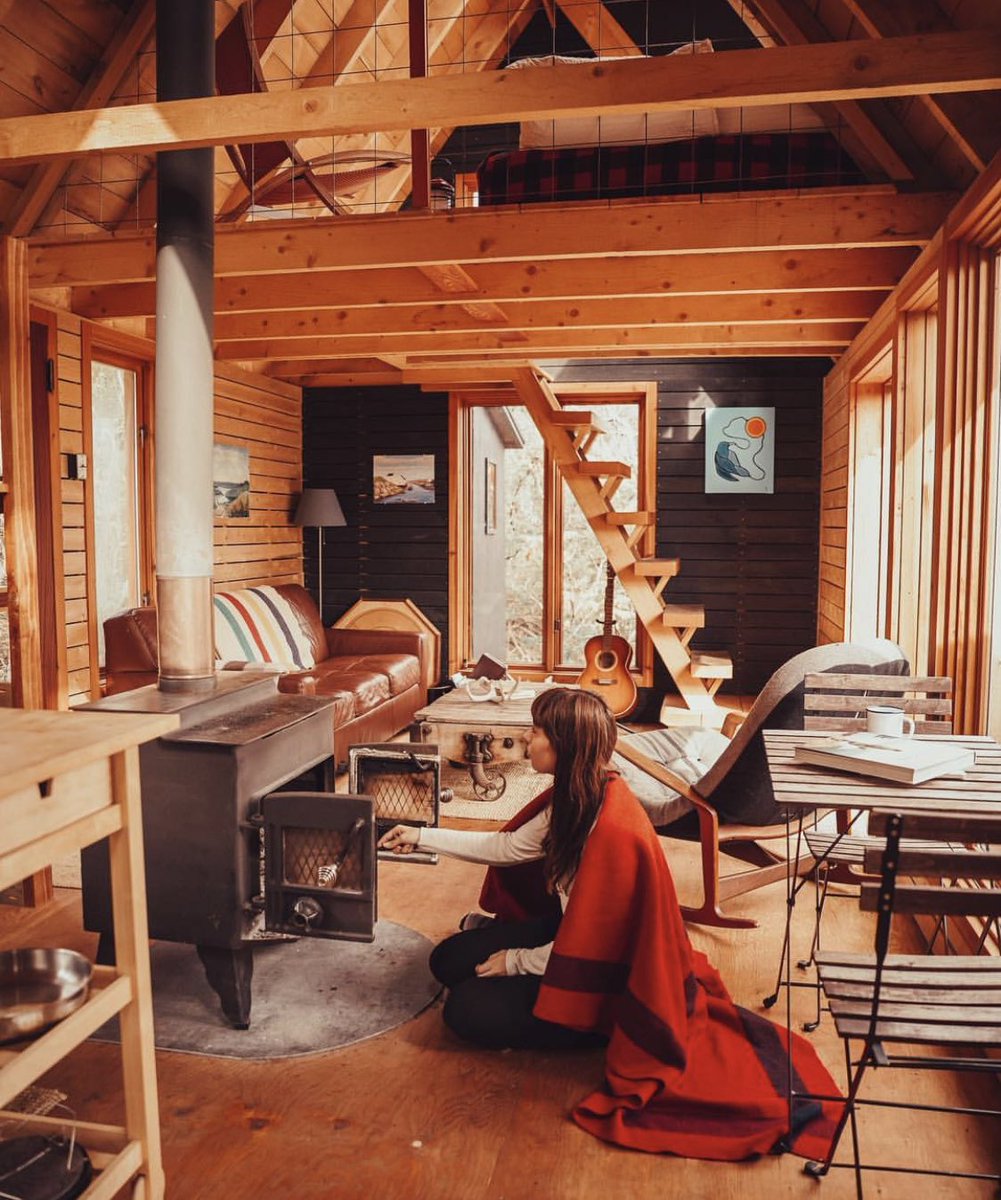 coffee_n_mtns's tweet photo. Cabin vibes https://t.co/UIML9lvC8s