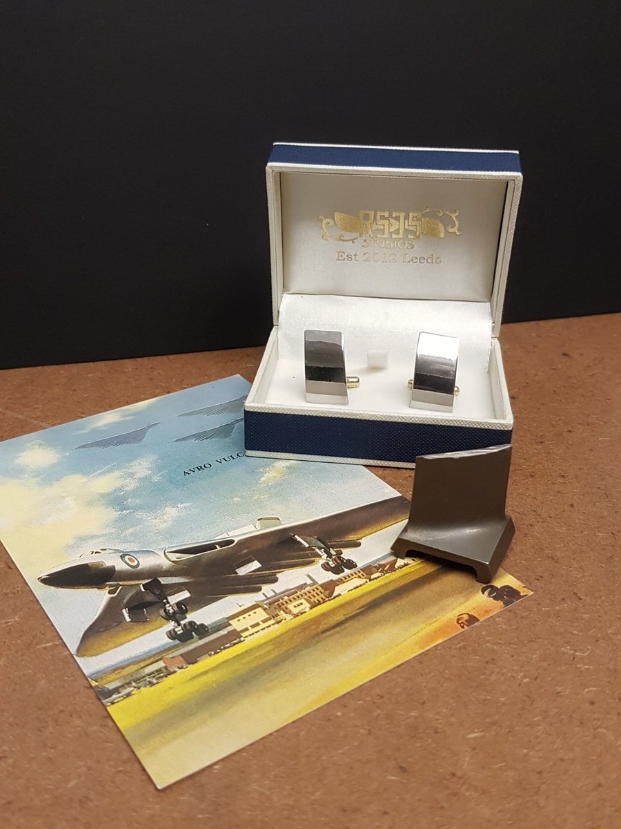 RSJSStudios's tweet photo. Just packaging up a pair of #cufflinks made from the actual jet vanes of the avro #vulcan #rafgift #pilotgift #raf https://t.co/tdFwEoMt8w