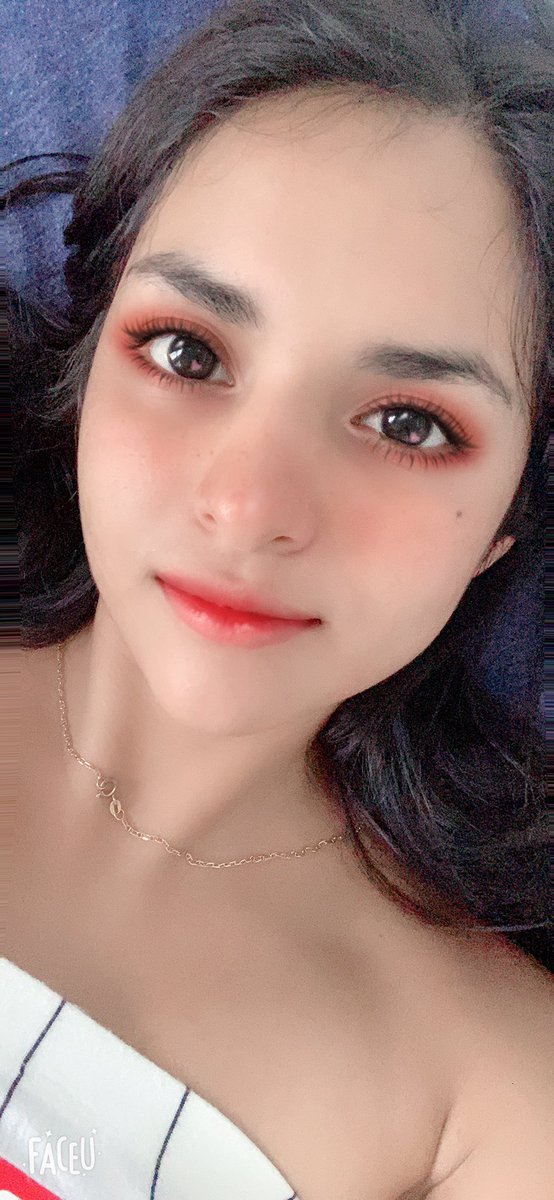 YuliGuillen's tweet photo. #wednesdaymakeup https://t.co/2wrlsaqXIK