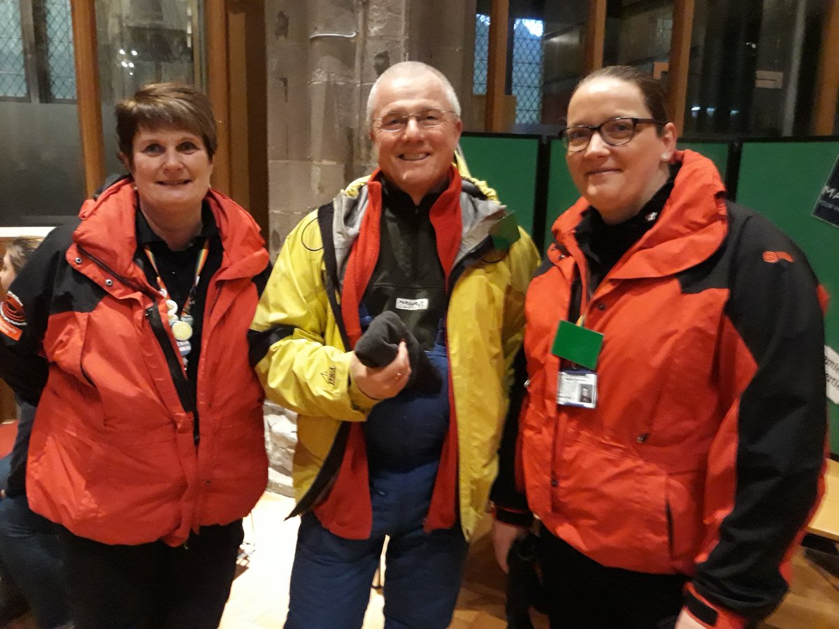 CllrPeterBarret's tweet photo. Members of the @PerthandKinross community safety warden sleepout team @CATHOrgPerth https://t.co/sirgyW49f6