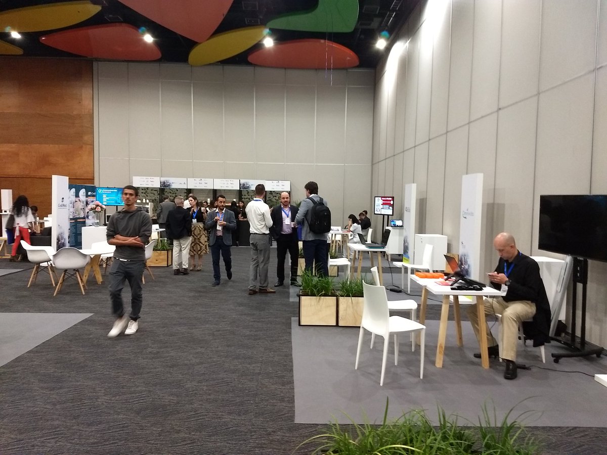 En #MedellinHealthCity se sigue demostrando las fortalezas que tiene el sector de la #Salud para generar confianza y atraer pacientes internacionales a #Colombia con el apoyo de <a href="/PROCOLOMBIACO/">PROCOLOMBIA</a>