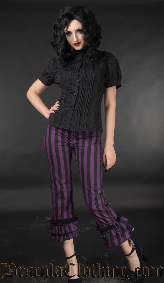 Littlebooteek's tweet photo. How adorable are these black and purple striped cut off trousers with ruffle bottoms! I need them!! https://t.co/hRVMRSmET3 

#LittleBooteek #gothwear #SpookyKook #FunnyFlaps #gothicclothing #SmallBusiness https://t.co/kYQyv82GdL
