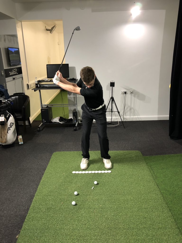 GarethJamesGolf's tweet photo. Bit of pitching system work with the players tonight on @TrackManGolf #WinterDevelopment https://t.co/rS1SrfJOJA