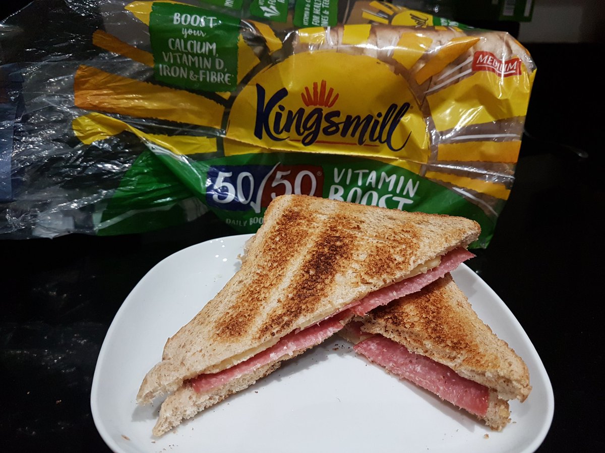Nelc03's tweet photo. A good bread is not hard to find anymore. Kingsmill 50/50 Vitamin Boost is great for sandwiches, toasties or even a bread and butter pudding (will have to hide another loaf to make that!)
#ad @BritMums #boostyourloaf #foodie #fibre #vitamins #healthy #foodblogger https://t.co/PT9sqHYJRK