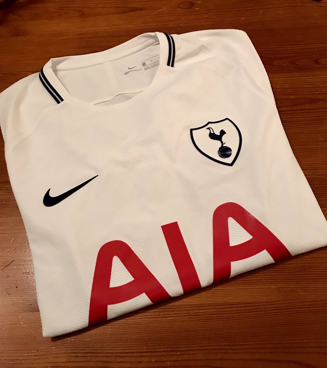 TheSpursShirt's tweet image. *COMPETITION TIME* 
To enter our latest #giveaway #competition and to be in with a chance to win this Mousa Dembélé home 17/18 players shirt, just:

RT &amp;amp; FOLLOW

Competition closes midnight 30th November winner announced next day

#TheSpursShirt out 1st December 
#COYS