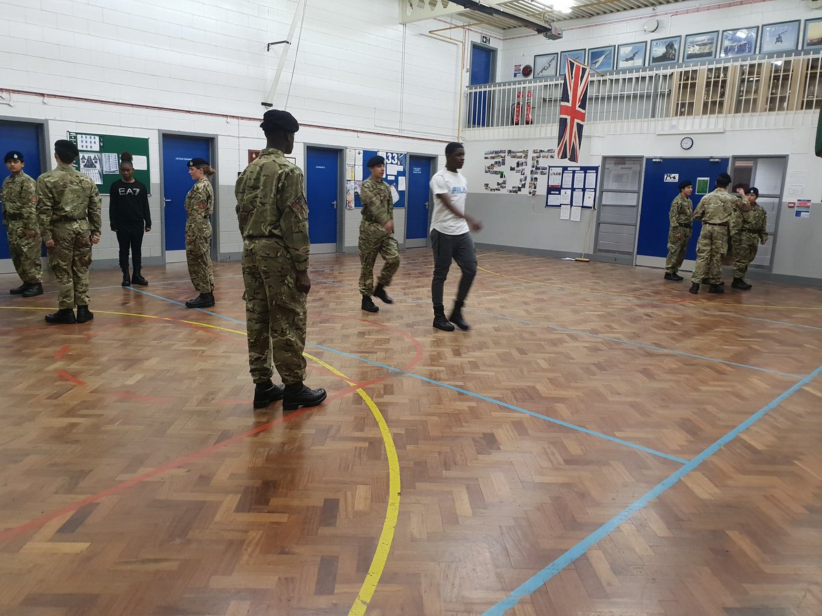 131Detachment's tweet photo. Senior cadets from @131Detachment imparting their drill wisdom to our Basic cadets to get them ready for their drill test #passingknowledge @ArmyCadetsUK @SWLondonACF https://t.co/Xs9MRTgaC4