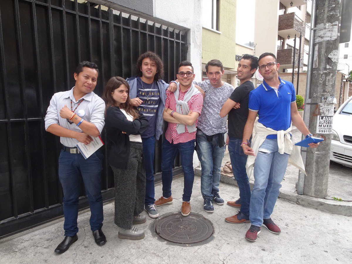 RuedaFernan's tweet photo. #COMMLabALC Quito - Ecuador 🇪🇨
@michelrrojas @emanga_012 @claripla @SIGNIS_ALC @SIGNIS https://t.co/B4bVnFwX8m