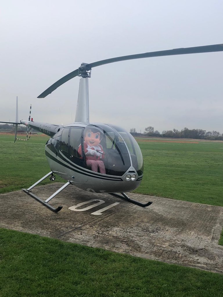 HelperNallys's tweet photo. Day 9: Elfie took to the skies today and enjoyed the helicopters!
https://t.co/T1nfSFjeJW
@NWAirAmbulance @NPASBarton #Flight #Helicopter #Elfie #StephNally #CervicalCancer https://t.co/C3wOxpG7Gf