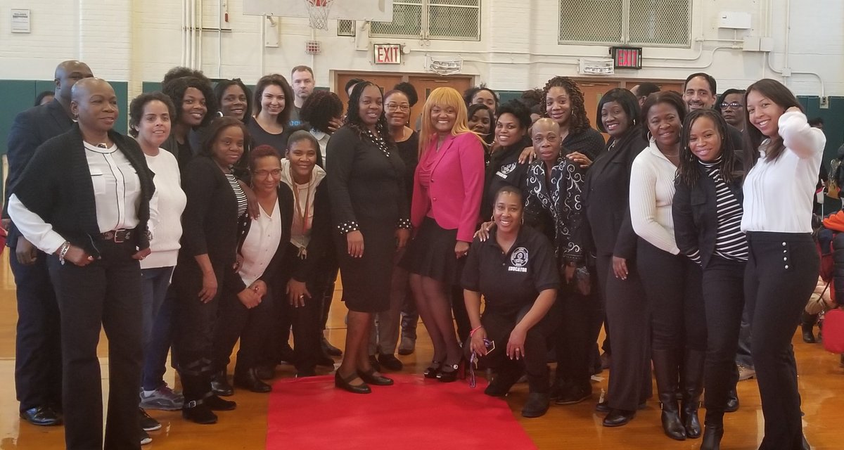 Congratulations Dr. Sojourner Welch-David! You continue to inspire our students, parents, and staff.  Happy Thanksgiving. <a href="/SojournerDavid/">DrSojournerDavid</a> @TeresaP03269519 <a href="/Drabee17/">Andre Barrett</a> @ScooterTompkins <a href="/394kMs/">PS/MS 394K</a> <a href="/IClarenceEllis/">Clarence Ellis, Ed.D.</a> <a href="/Philton73287848/">Philton</a> <a href="/SheneanL/">Shenean Lindsay</a> <a href="/CSD17NYC/">District 17</a>