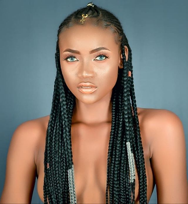 iamthatday's tweet photo. Model popping those nipple from the side. Eyes shinning like she saw a star. He lips looks sweet like she got a grape. I told her, u are beautiful and she said, oh wow, I smile and told her am___ and she smile and said am @dearestdolo -------------------… https://t.co/VxYSaY6IoT https://t.co/smHeqCGUPe