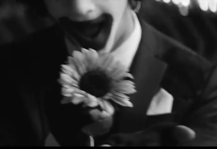 Shulahoop1975's tweet photo. @Truman_Black Is this scene a reference to A Change of Heart? https://t.co/gv9u3i8b6o
