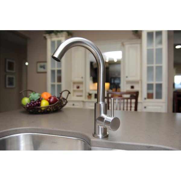 bristolsinks's tweet photo. What do you think of our Napoli Kitchen Faucet? Shop this model now online! #BristolSinks #Sink #Faucet #HomeReno #KitchenDesign #Design #HomeImprovement #pulldownfaucet #kitcheninspo #kitchenideas #kitchendesign #kitchenremodel #interiorinspiration #interiorphotography https://t.co/pNpMwdHUfy