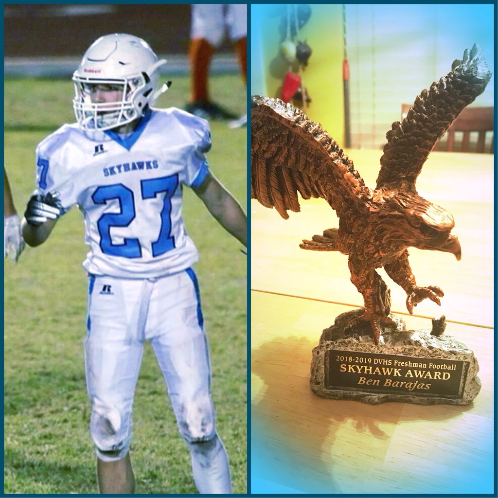 benbarajas17's tweet photo. Earned the #CoachsPick Skyhawk Award this season. #honored #classof2022 #freshmenfootball https://t.co/CRKuIBUCID
