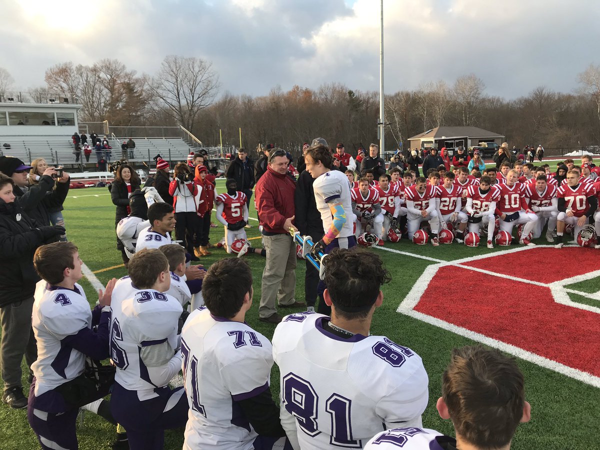 SPMinfo's tweet photo. Tradition runs deep: Award presentation at the 94th Annual Thanksgiving Classic between  @SJShrewsbury @SPMAthletics https://t.co/m7vQlvoRvb