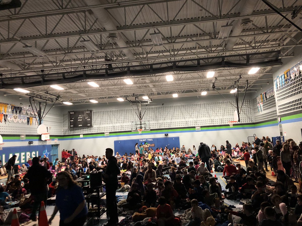 talbot_trailps's tweet photo. Family Movie Night at Talbot Trail! A Big Thank you to our School Council for hosting such a Fun Night for our School Community! https://t.co/CfNNTYZshX