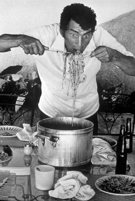 RatPackTribute's tweet photo. Turkey Pasta maybe?  #Thanksgiving, Dean Martin style.  #RatPack  #Dino  #DeanMartin #ThatsAmore https://t.co/2piad51qCL