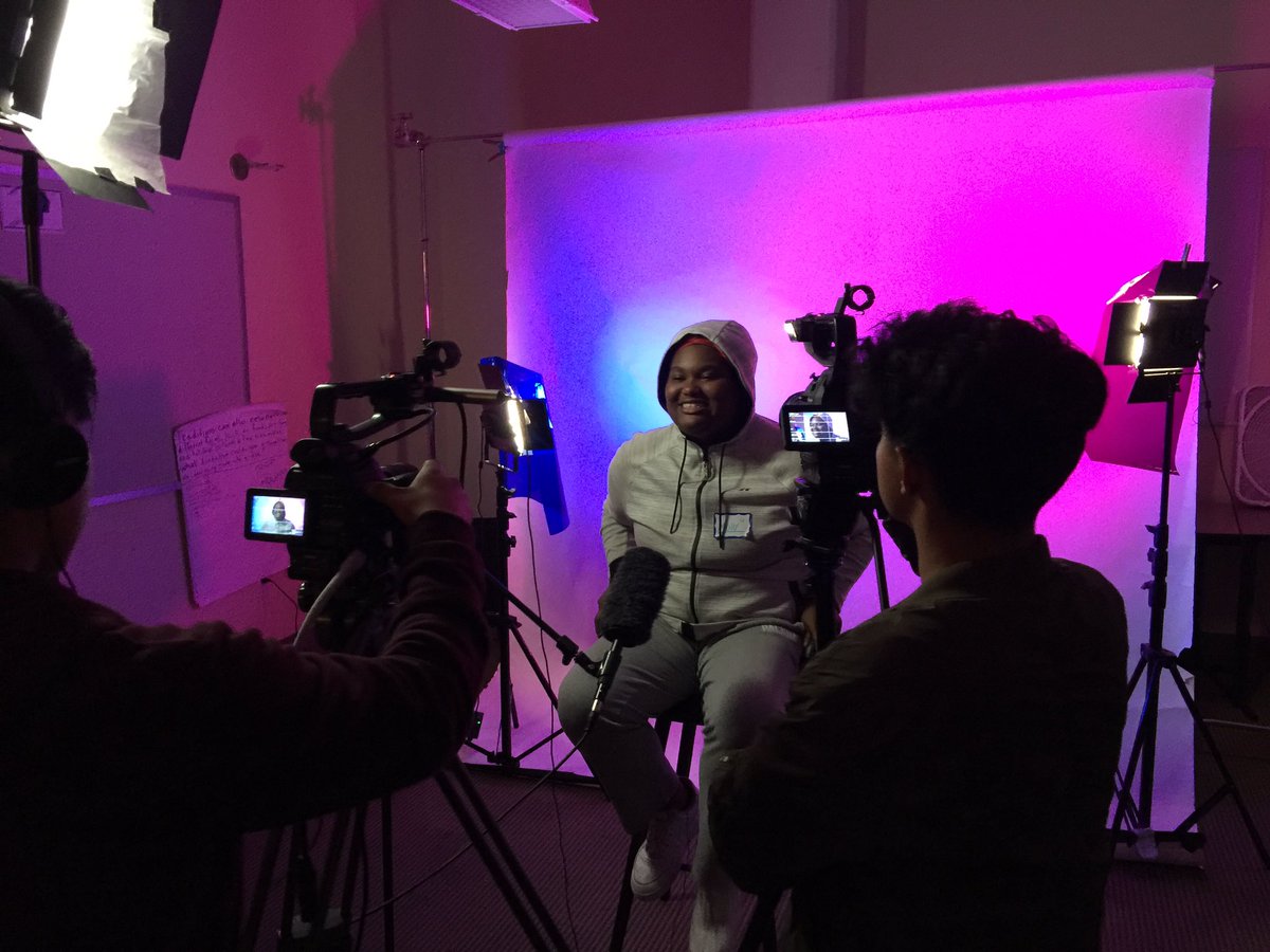 BAYCAT's tweet image. We are so proud of THE CREW, our new youth-run production team, who share their media knowledge with other youth from partners like @UP4LIFE and @YCDjobs.

Each one, teach one!

#CreatingAccess