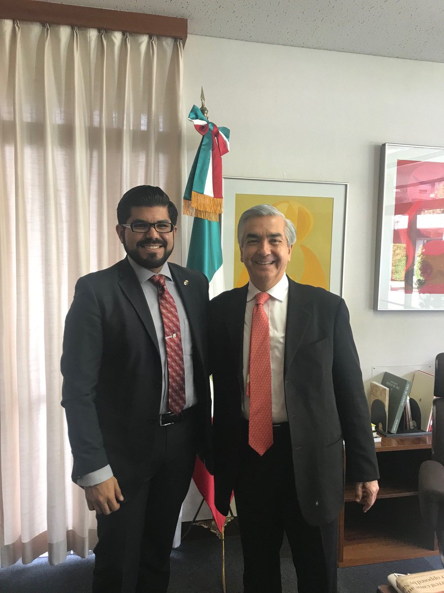 Carlos Almada tweet media
