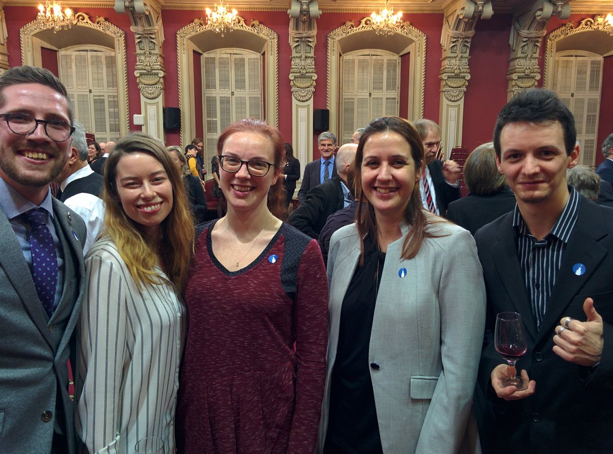 Phase two of my jet set week: to Québec's Parliament to attend the #PrixduQuébec ceremony as an @FRQ_NT Chercheuse Étoile! So interesting to meet the other awardees and discuss neuroscience, astronomy, etc. - and inspiring to see the careers of the #PrixduQuébec recipients!