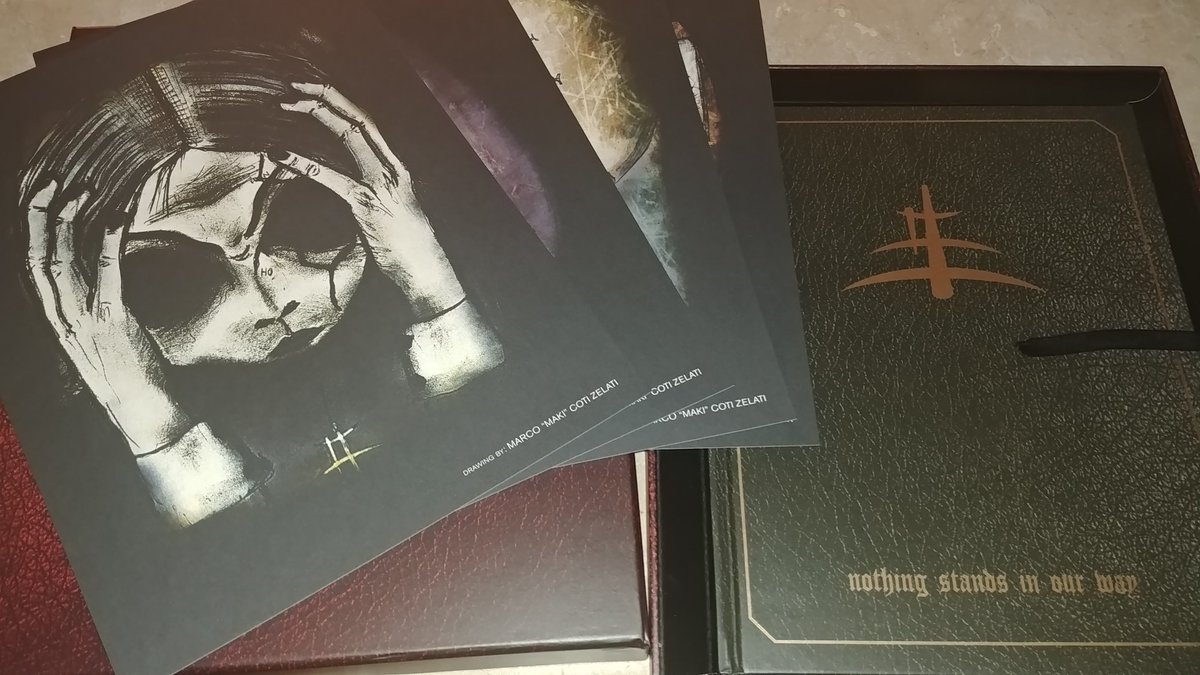 LadyTaye527's tweet photo. So this arrived today as a 2wk early surprise birthday gift💖😍...@lacuna_coil @MissScabbia @rocket88books Boy did it take me by surprise the quality &amp; detail that went into this. I love that being one who enjoys reading physical copy books. #20years #NothingStandsInOurWay \,,/!! https://t.co/Z7hfOa44rA