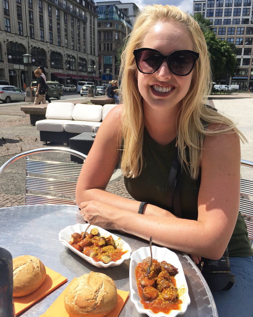 aliciamtravels's tweet photo. Did you even go to Berlin if you didn’t have some Currywurst? We stopped at this street cart for a try. Read more about Berlin on the blog.
.
https://t.co/WdyF8GM1Px
.
#berlin #berlinwelcomecard #welcomecard #womenwhotravel #glt #girlslovetravel #wanderlust #wanderandexplore https://t.co/Pu6ap5j3Xn