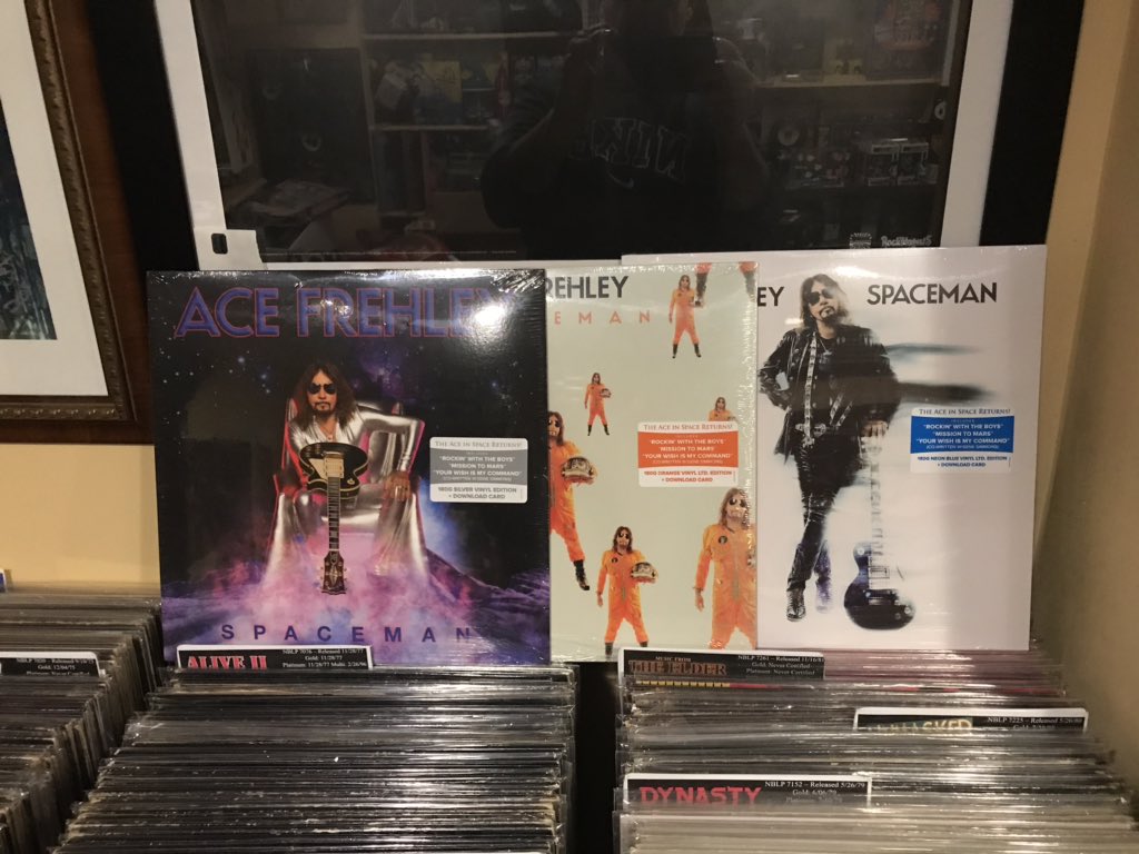 TheRockologists's tweet photo. One great thing about returning home after a couple of weeks away is opening all of my new records. I am late to the party showing these off, but super happy to have early US variations of Ace Frehley’s latest eOne release Spaceman on awesome Silver, Orange and Blue vinyl. https://t.co/D1CBEsmkNS
