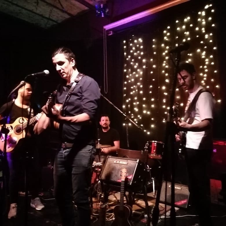 Hermosa fecha en <a href="/vuelaelpez/">Vuela el Pez</a>