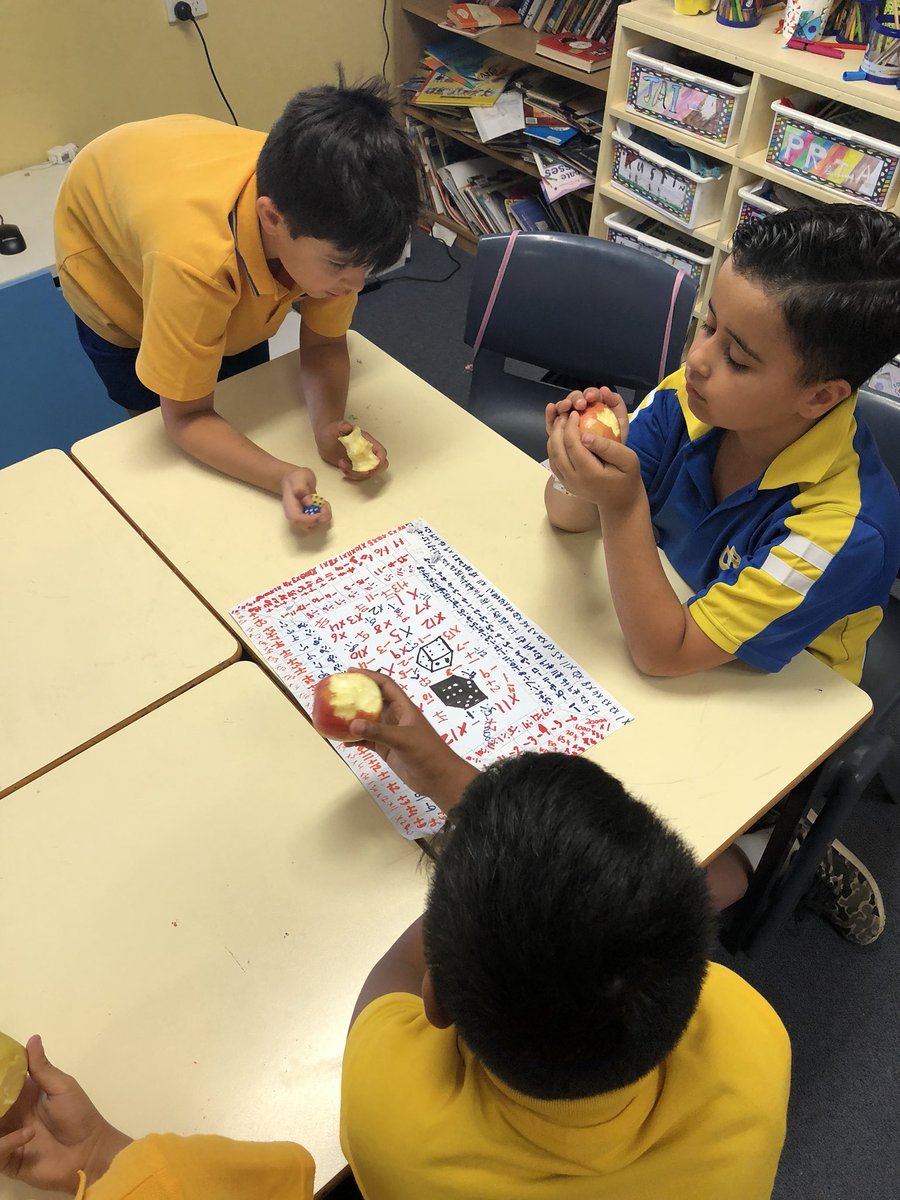 MissMac1890's tweet photo. 5C &amp; 2M collaboratively created game boards based on number facts. Today they shared their creative games and had the opportunity to play them 🌟🌟🌟🌟🌟 #4Cs #teamteaching @revans1413 @CasulaPS https://t.co/86T5uGuov5