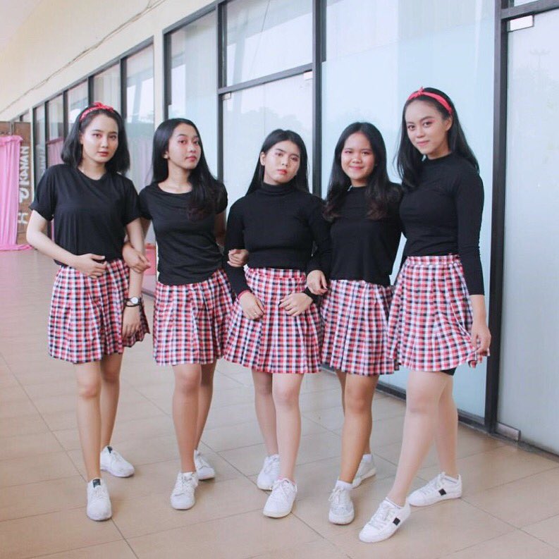 Pada tanggal 17 November 2018 anggota USB bidang Tari Modern mengisi acara Pertamina Cup 2018 di Gor Rawamangun💃
#usbinfo #usbtoday #usbtrisakti #universitastrisakti