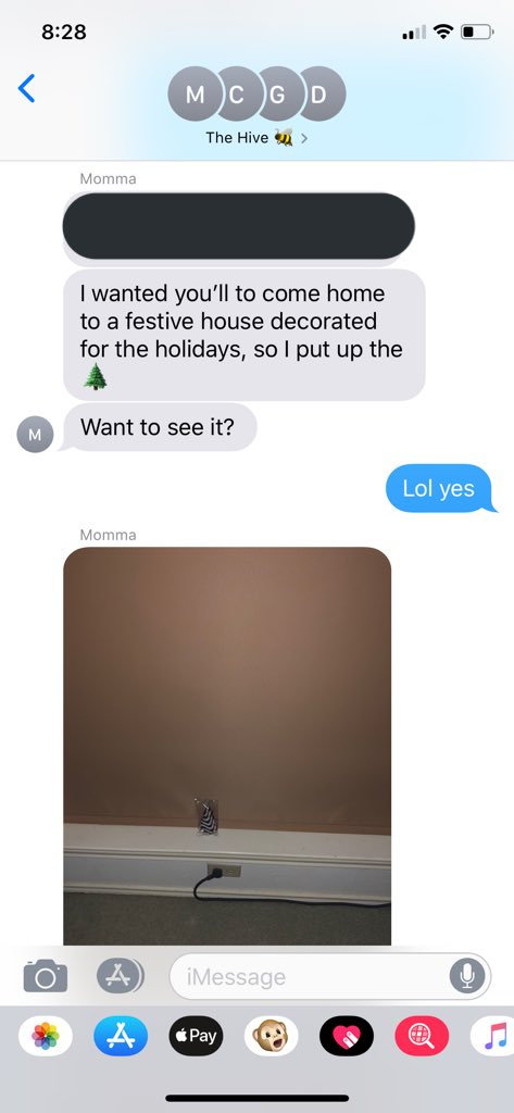JHight04's tweet photo. My moms on another y’all https://t.co/rzd2egJNDA