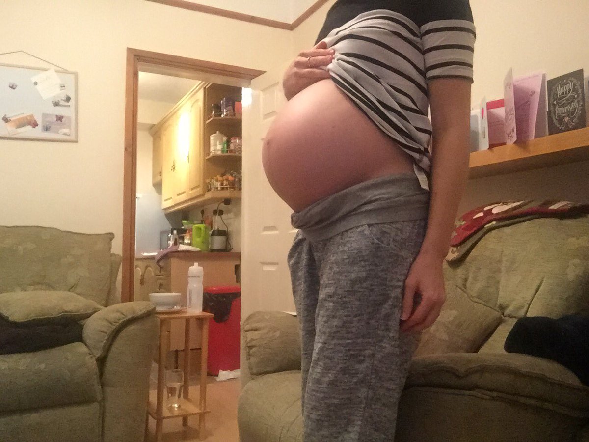 DampCatherine's tweet photo. 33 weeks and counting! How would you describe my bump?

#pregnantfetish #preggofetish #pregnant #fetish #camgirl #custom #paypig #piggy #nudes https://t.co/GlFEFhQLan