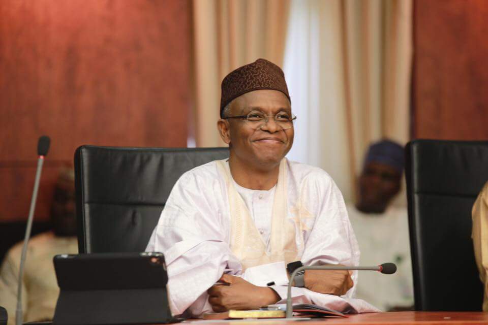 Insidearewa's tweet photo. El-Rufa’i disburses N3.3bn scholarships to schoolgirls, female teachers https://t.co/Plomopn9UU https://t.co/m6MaM0BysQ