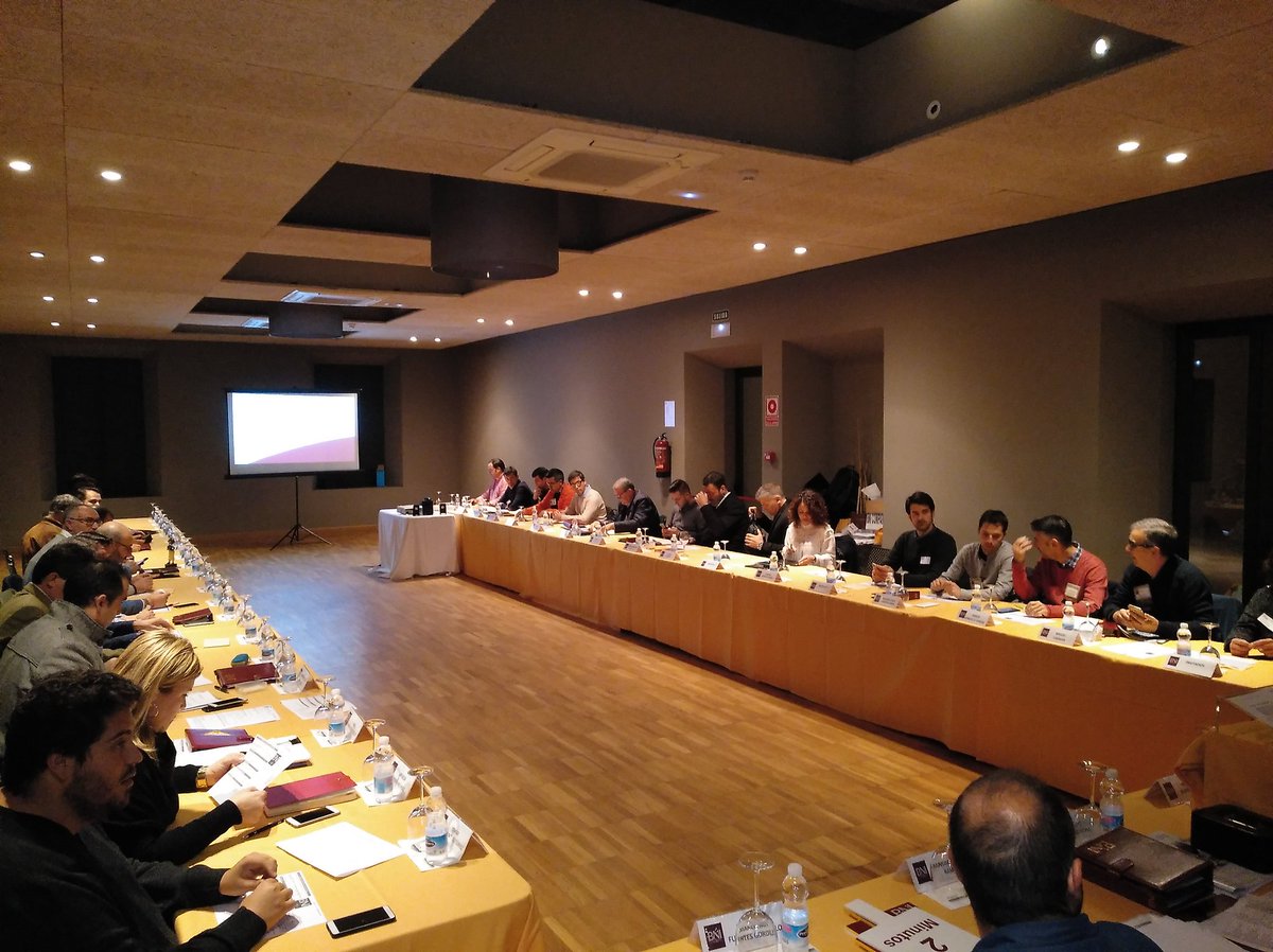 Buenos días! Hoy hemos celebrado nuestra reunión nº198

#bniespañaslc #bnimalaga #bnicomparte #BNI #Reunion #Empresas #autonomos #Empresarios