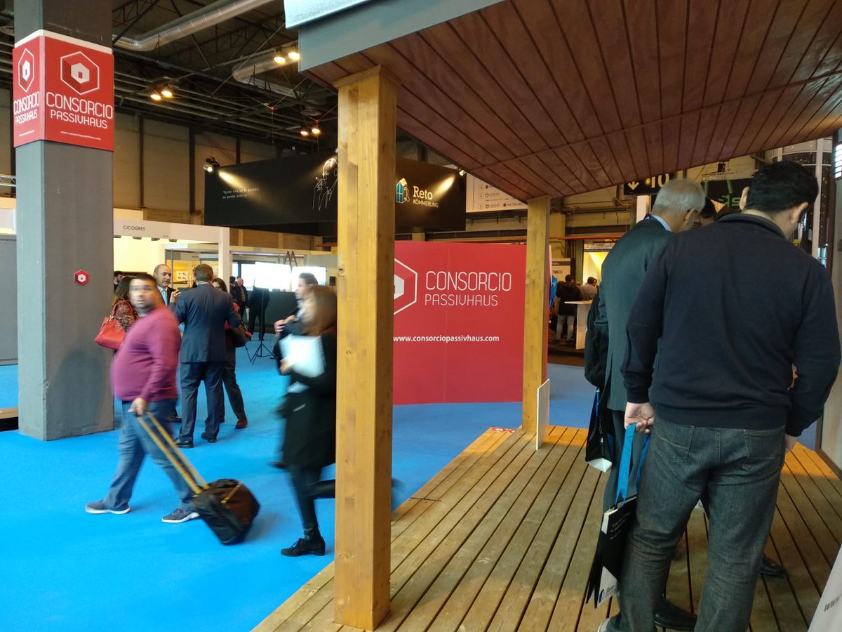 ConPassivHaus's tweet image. Después de #epowerbuilding18 la sensación de #confort de los que visitaron la #casapasiva nunca será lo mismo