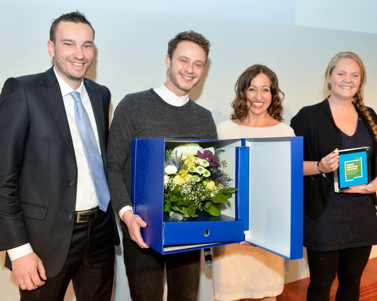 MarketingClubLE's tweet photo. Die Preisträger der Kategorie "Bester Marketing Newcomer" sind @wundercurves_de. Die Jury entschied, dass das eingereichte Konzept & der messbare Erfolg einfach herausragend ist. Der Preis wurde von Rothkegel BauFachhandel gestiftet. Wir gratulieren!
#marketingpreis #MTP18 https://t.co/yCKNOTqTci