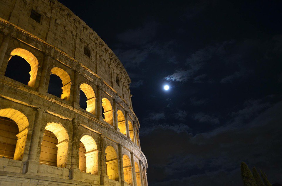 centraldevacaci's tweet photo. Viaja a Roma desde Lisboa en fin de año 🍇🎊🎆
https://t.co/0w2b7j6pX1
Vuelos, 3 noches de hotel y seguro de viaje desde 293 €
#Europe #Europa #Rome #Roma #viajes #viajeros #vacaciones #agenciadeviajes #holidays #Christmas #Navidad #Nochevieja #AñoNuevo #NewYear #NewYearsEve https://t.co/ObwZuQyqpL