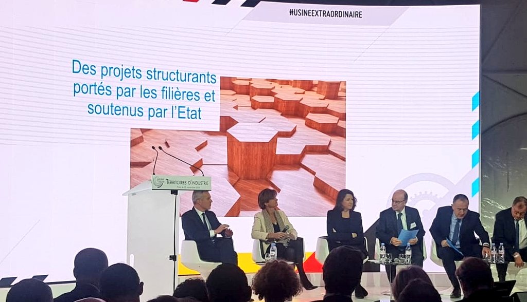 E_BLONDEAU's tweet photo. "Convaincu que l'écologie est un levier d'innovation pour l'industrie" - François de Rugy @FdeRugy @usineextra #UsineExtraordinaire #cleantech #madeinFrance #FrenchFab https://t.co/IoLFHkQlfE