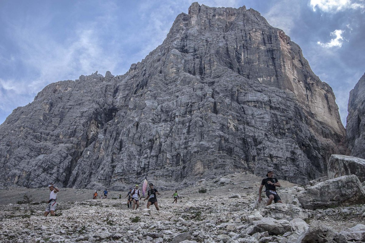 TiComunicazione's tweet photo. La Transpelmo viaggia verso il 2019 ... appuntamento a domenica 1 settembre ... https://t.co/gRwJuZjqqA
#trail #trailrunning #Dolomiti #Dolomites #ValdiZoldo #Transpelmo #Transpelmo2019 #verticalità #roccia #sport #outdoor https://t.co/Gejh4dyOrT