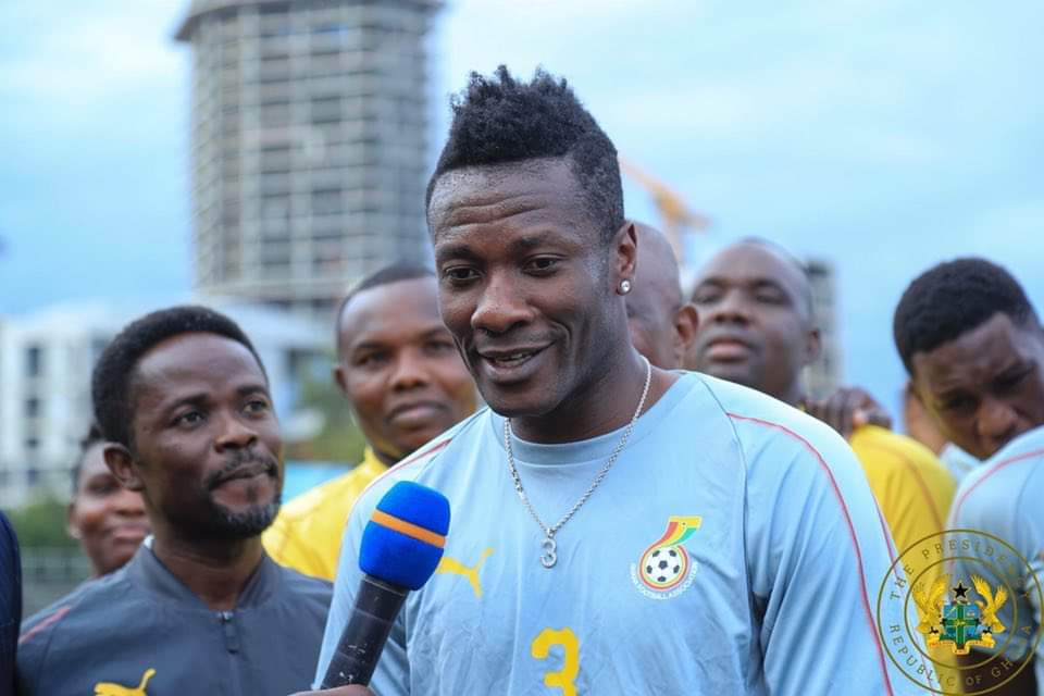 Happy Birthday to Africa\s top scorer at World Cup Asamoah Gyan ( Remessage = Best
Like = Legend 