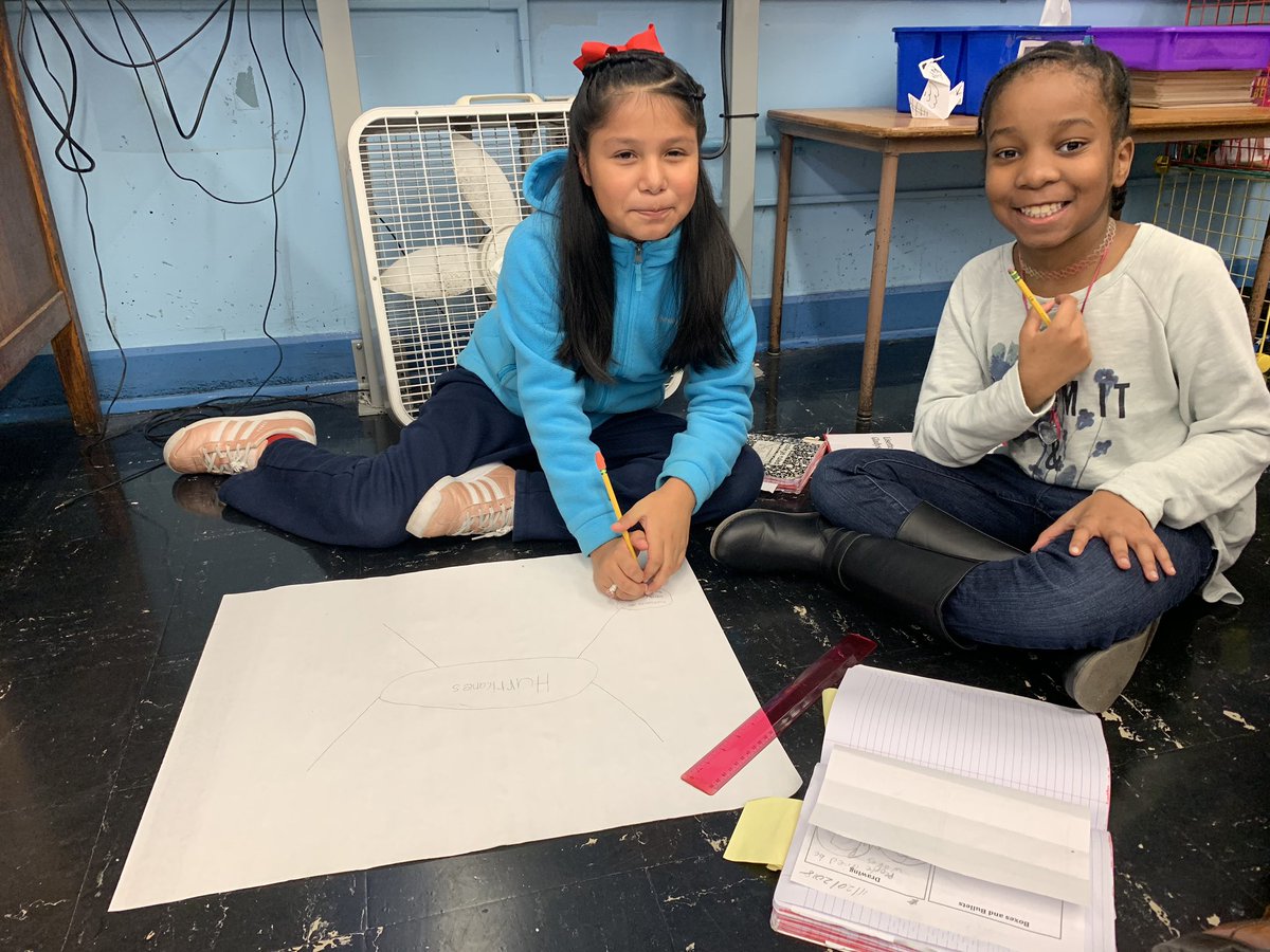 MsCimino112's tweet photo. Busy putting our research together! It’s all about the teamwork! @Ps112Q #TCRWP #NaturalDisaster #kidresearch https://t.co/nLeBser3DS