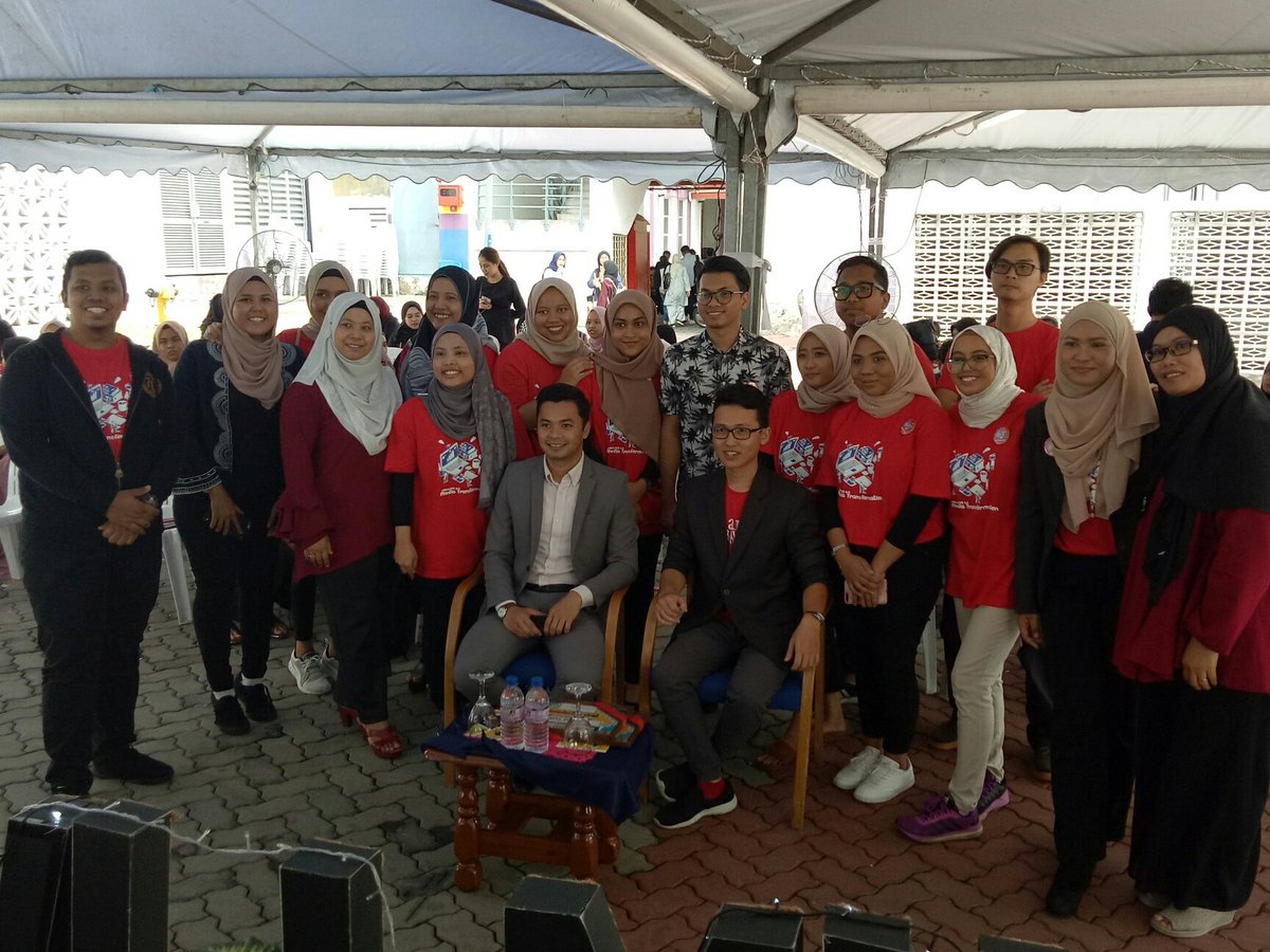 LIVE UPDATE: Alumni bersama jawatankuasa Journalism Society. #mclive2018 #mclive #mediatransformation #journalismuitm #fkpm