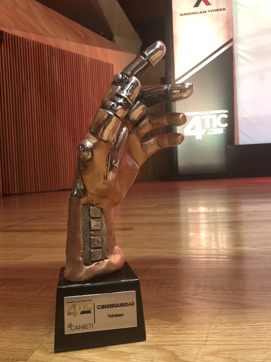 totalcybersec's tweet photo. Con orgullo compartimos con ustedes que #Totalsec fue el ganador de la categoría de #ciberseguridad en los premios #4TIC2018 ¡Felicidades a todos los que conforman esta gran empresa! #SomosTotalsec https://t.co/fyt3qLEPs9