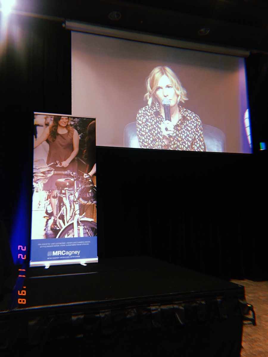 WomenInUrbanism's tweet photo. Our urban rockstar, Jess @jessicarose_LTF, is repping WiU at #aucklandconversations. Women use Public Transport differently to men, and she’s making it known tonight! Also, thanks to @AklDesignChamp for suggesting women should be in charge of cities 👍👍👍 https://t.co/eBC5QrlRSW