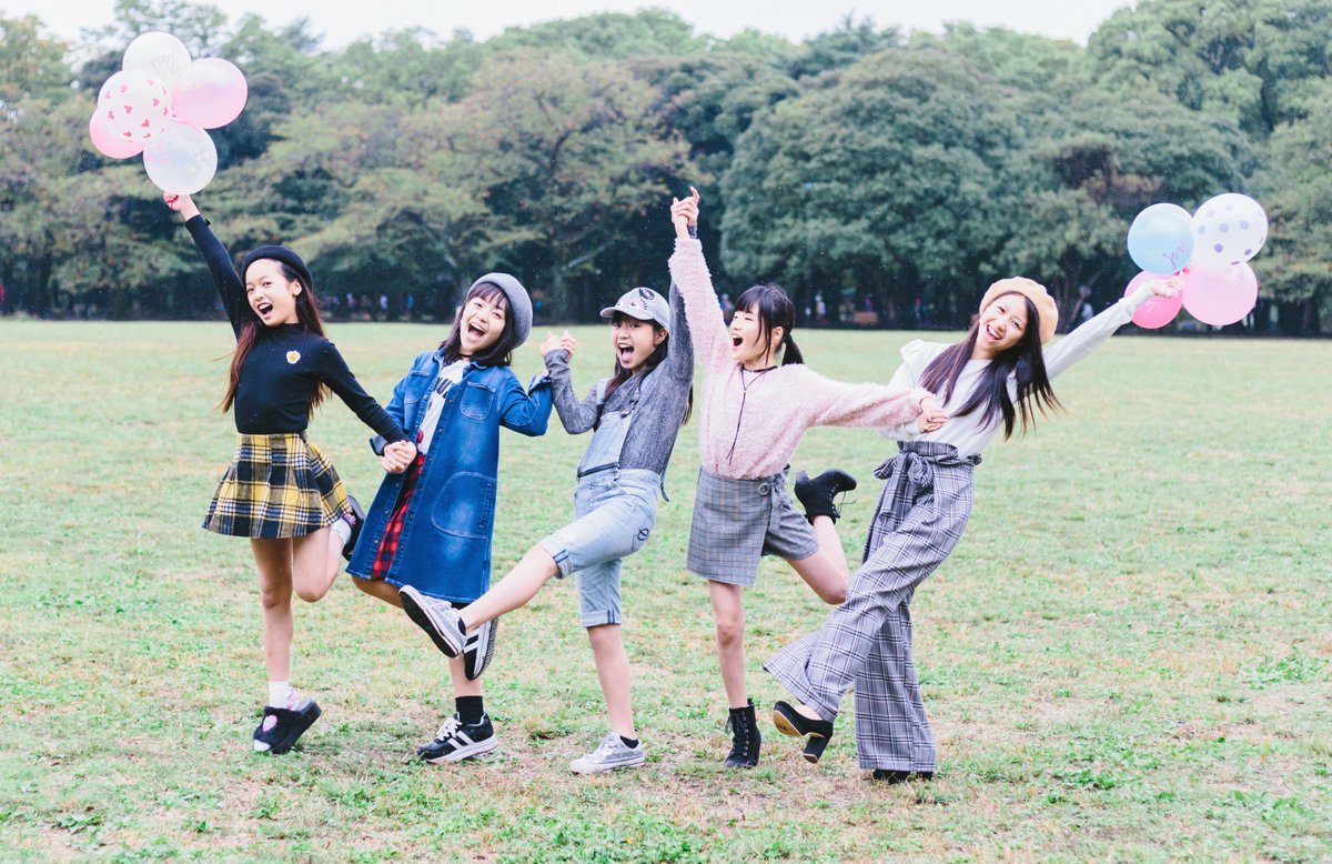 marumiya_jp's tweet photo. 『愛踊祭2018』で優勝した期待の新人YouTuberアイドル「テーマパークガール(@themeparkgirl_t)」を起用した「釜めしの素」WEB限定CMの360°動画を公開！  全3篇です！ ※データ量が大きいため��Wi-Fi環境でのご視聴をおすすめします。「釜めしフェアリー」篇他動画🎥はこちら→https://t.co/KnTR5hI6mm https://t.co/3pgFefGO40