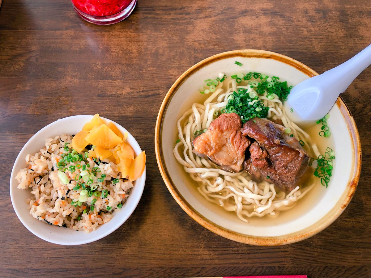 ぴあのん 週刊俯瞰で撮る 今週は沖縄恩納村のなかむらそばでソーキそばジューシーセットを俯瞰で撮る 週刊俯瞰で撮る Fmyg18