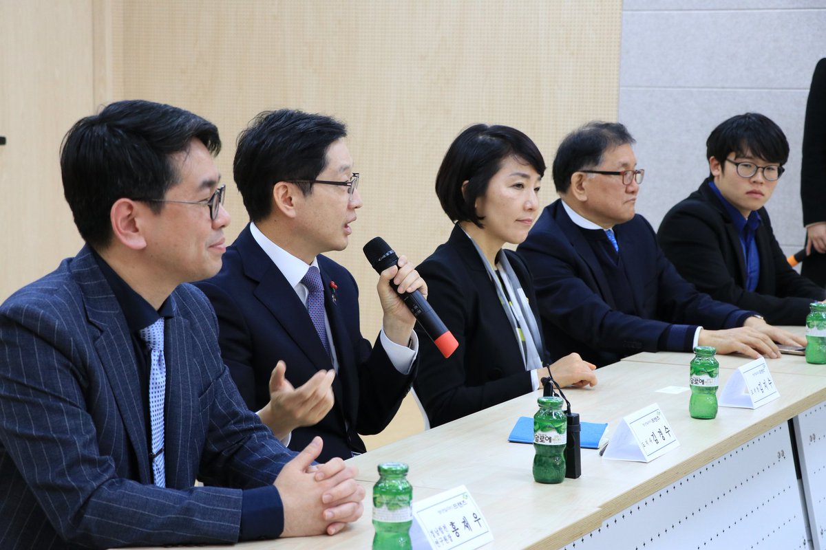 김경수와 함께! tweet media