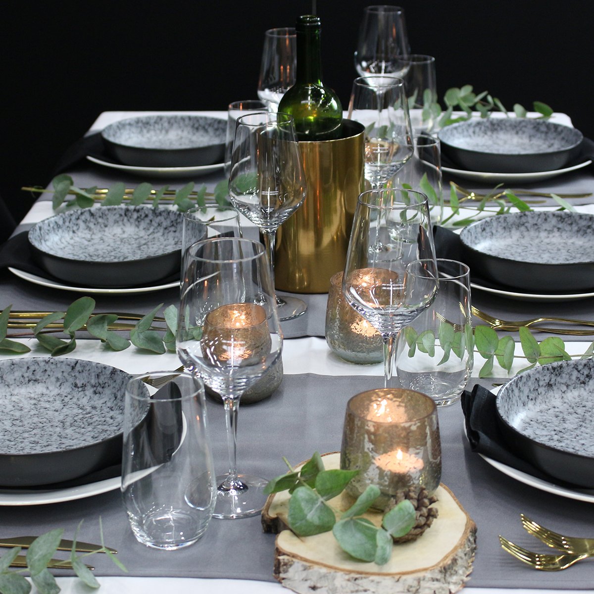 HemanVerhuur's tweet photo. Cloudy Grey met goud - de perfecte herfstcombinatie!✨ #autumn #mastiek #decoration #cloudy #grey #gold #goud #tablesetting #heman #horeca #verhuur #catering #nieuw # https://t.co/c2bvnvKA2Y