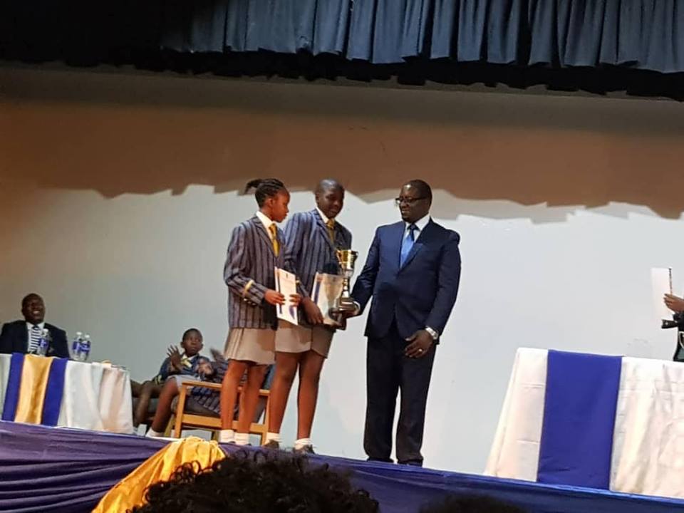 HeritageZW's tweet photo. Happy Mums, Dads ,Lassies and Lads at last night's Junior Department Speech Night and Prize Giving Ceremony @getsi10 @PachikoroZW @UNICEFZIMBABWE @RuvhenekoP @owenkaura @jchidzvete @SSNcozw https://t.co/AXJHqpPuQG