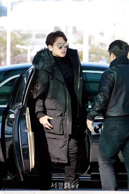 CloudThai's tweet photo. 181122 Rain@Incheon Int.Airport departure to Singapore.
Credit as tagged  @29rain @raincompany_ Rain_비&amp;정지훈 #เรน #raincompany #jungjihoon #cloudth #foreverwithrain https://t.co/sjOQv3FZcZ