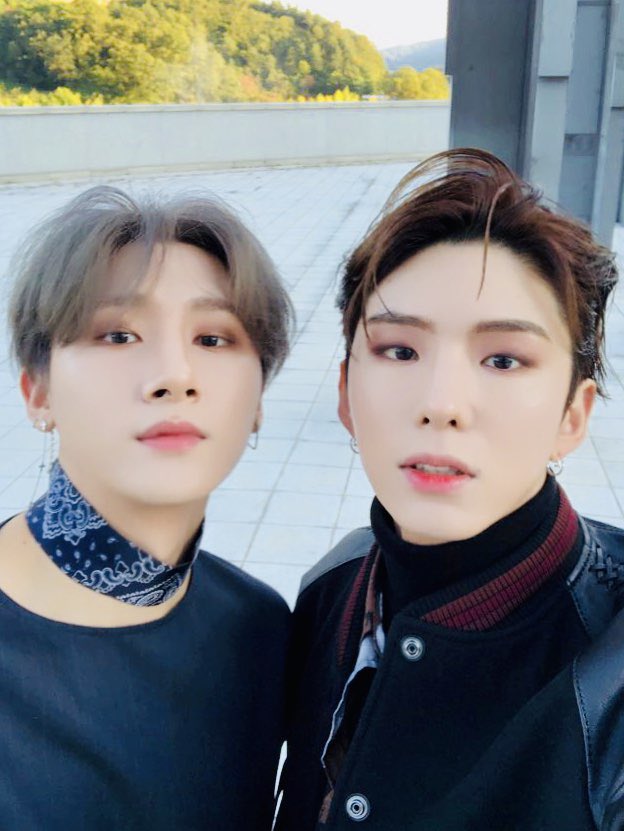 OfficialMONSTAX's tweet photo. [#아이엠] 희생과 배려라는게 몸에 베여있는사람.
보수적이라지만 누구보다 앞으로 나아가는 사람
그런 사람,나의 사람,우리의 사람 
그런 사람 사랑!💜
#1122KIHYUNDAY https://t.co/iOCYZsvMnD